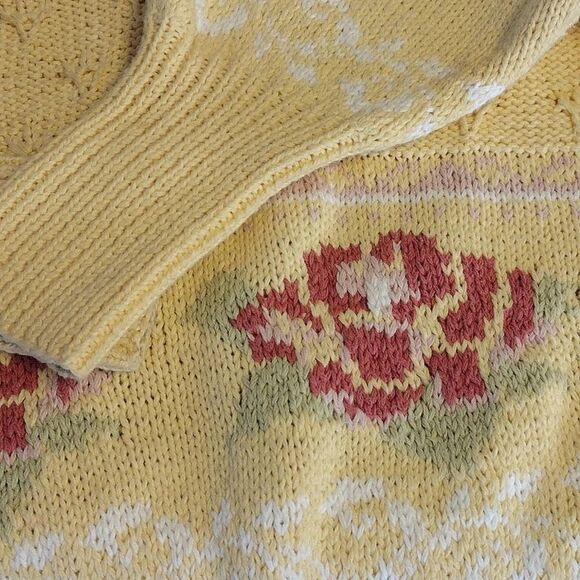 VTG 70s Yellow Pink Floral Cable Knit Vneck Sweater Large *Fits like Small - Picture 7 of 16